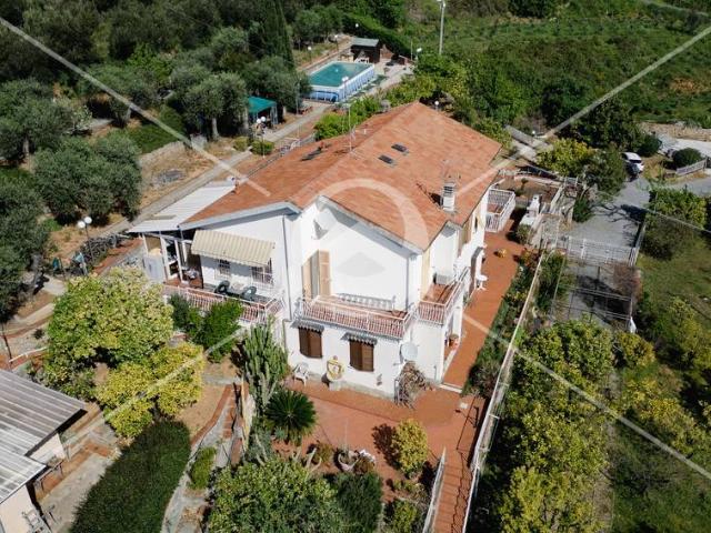 Appartamento in vendita a Boissano, Liguria