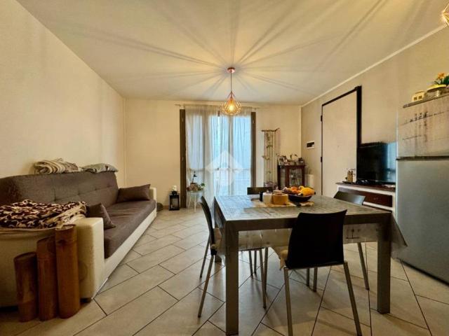 Appartamento in vendita a Borghi, Reggio Emilia