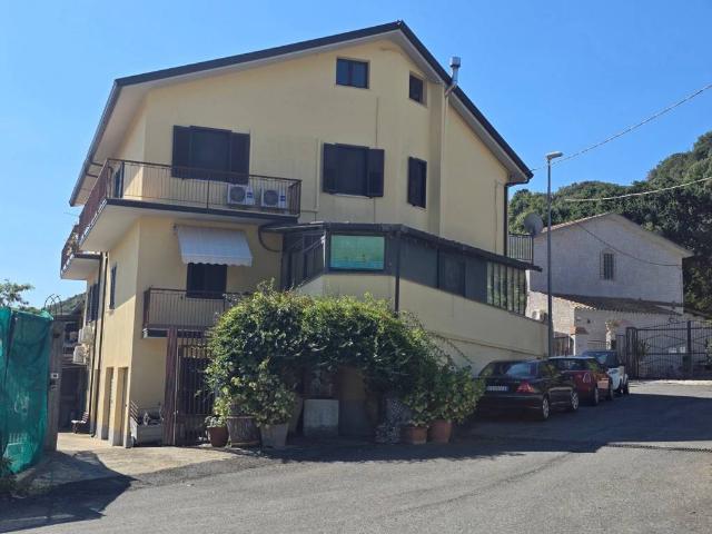 Appartamento in vendita a Calabria, Catanzaro