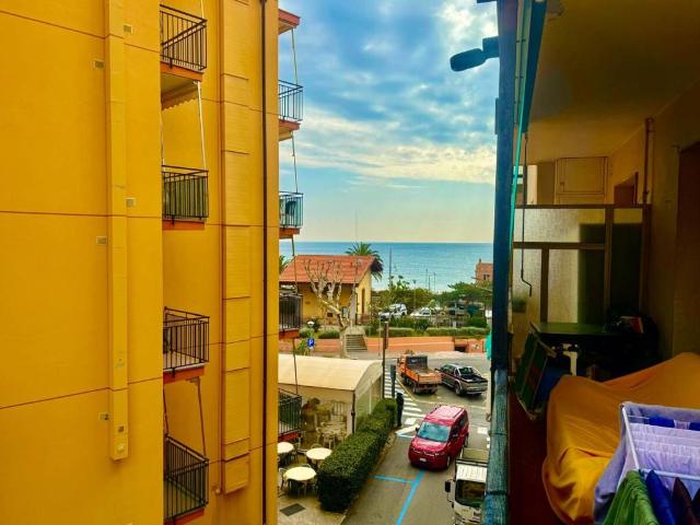 Appartamento in vendita a Borgio, Borgio Verezzi