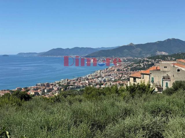 Appartamento in vendita a Crosa, Borgio Verezzi