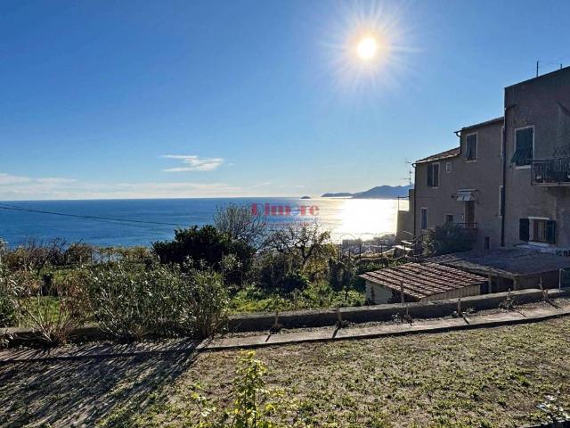 Appartamento in vendita a Crosa, Borgio Verezzi