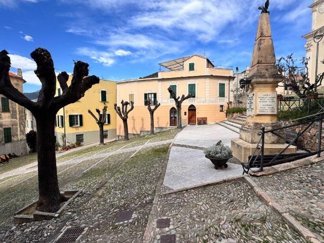 Appartamento in vendita a Borgio, Borgio Verezzi