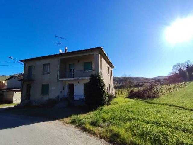 Appartamento in vendita a Borgo Priolo, Lombardia