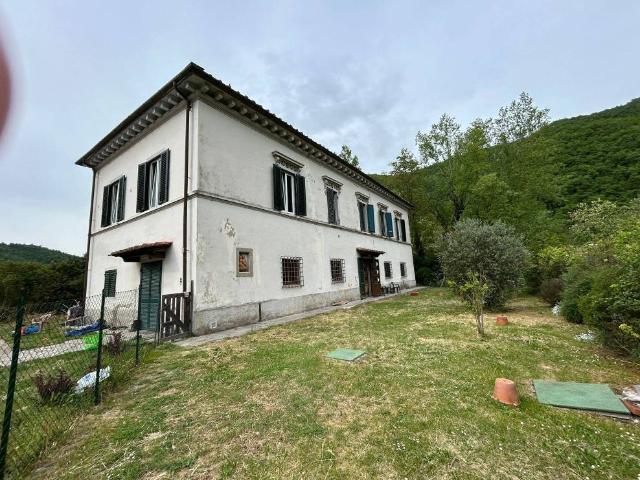 Appartamento in vendita a Borgo San Lorenzo, Toscana