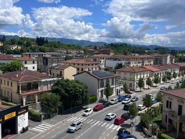 Appartamento in vendita a Borgo San Lorenzo, Toscana