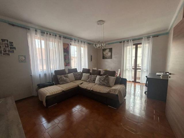 Appartamento in vendita a Borgo Ticino, Novara
