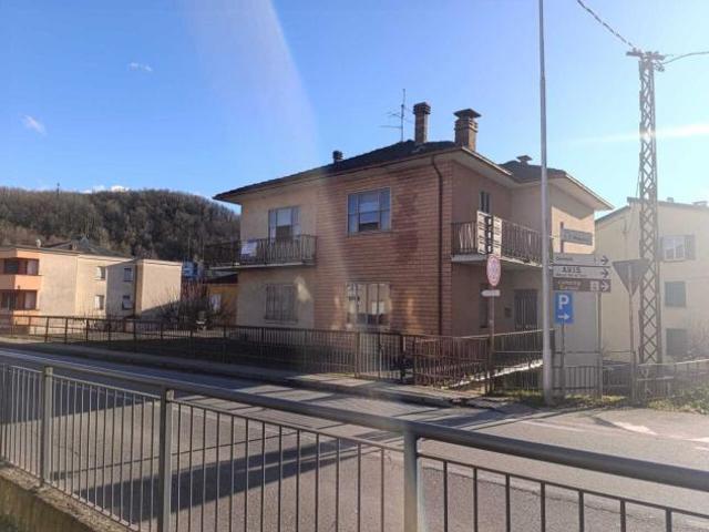 Appartamento in vendita a Borgo Val Di Taro, Reggio Emilia