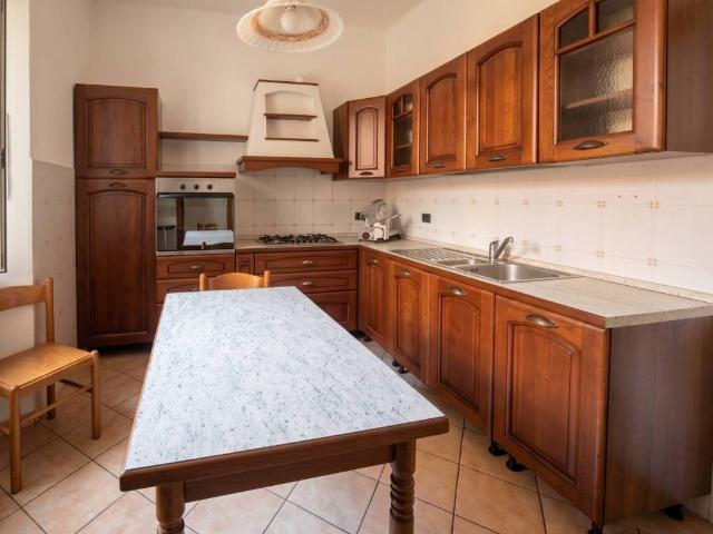 Appartamento in vendita a Grifola, Borgo Val di Taro