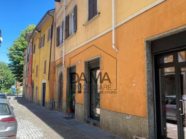Appartamento in vendita a Borgo Val Di Taro, Reggio Emilia