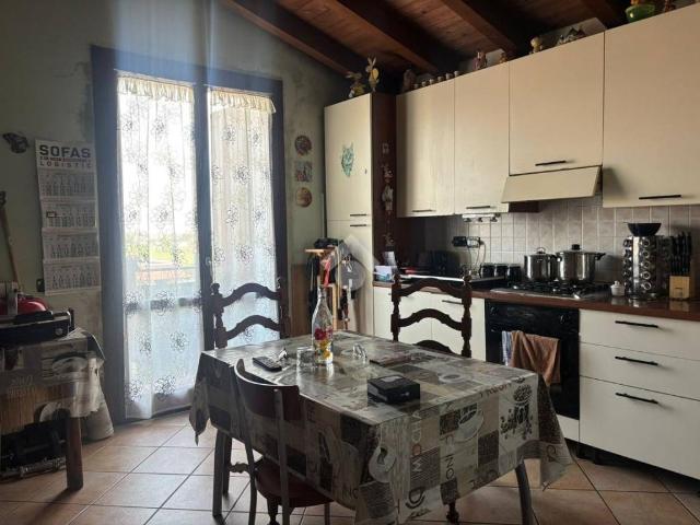 Appartamento in vendita a Borgo Virgilio, Cerese
