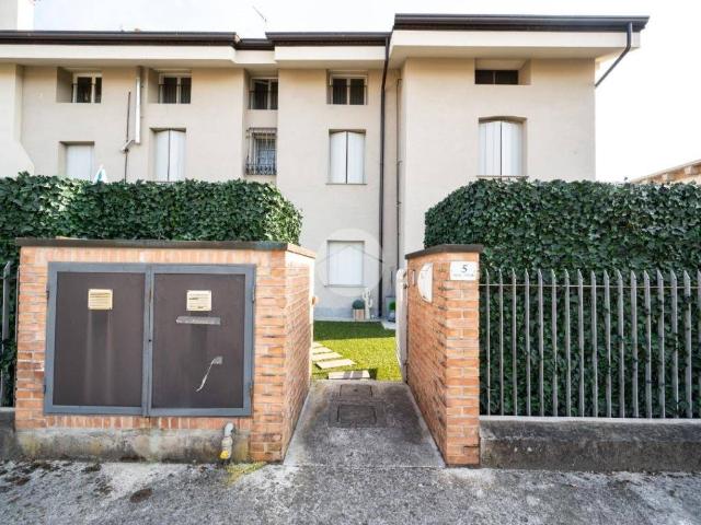 Appartamento in vendita a Borgo Virgilio, Lombardia
