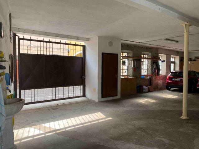 Appartamento in vendita a Borgolavezzaro, Novara