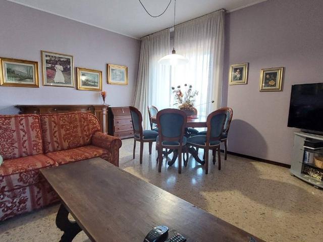 Appartamento in vendita a Santa Croce di Borgomanero, Borgomanero