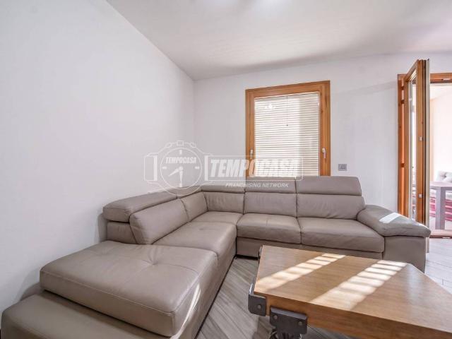 Appartamento in vendita a Tabuloni, Borgomanero