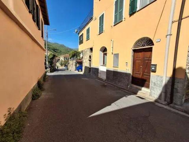 Appartamento in vendita a Borgomaro, Liguria