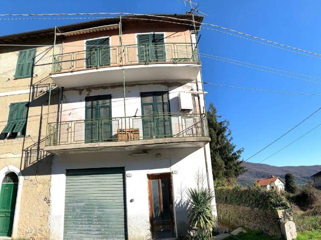 Appartamento in vendita a Borgomaro, Liguria