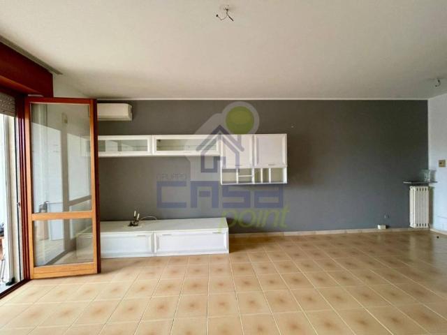 Appartamento in vendita a Borgonovo Val Tidone, Reggio Emilia