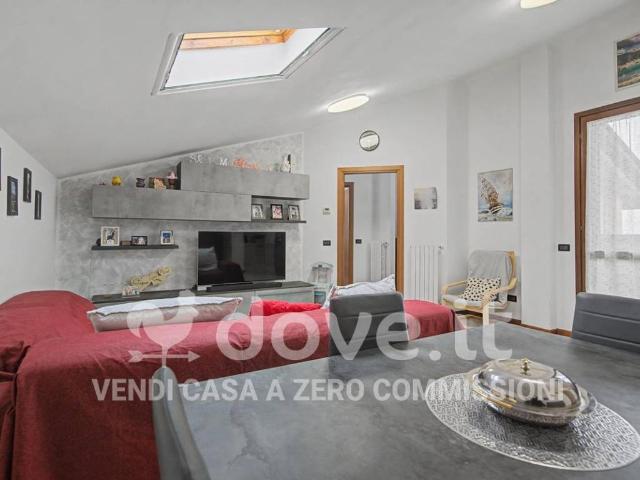 Appartamento in vendita a Bornasco, Lombardia