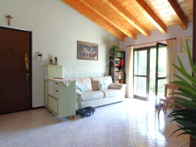 Appartamento in vendita a Bornasco, Lombardia