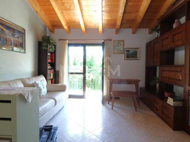 Appartamento in vendita a Bornasco, Lombardia