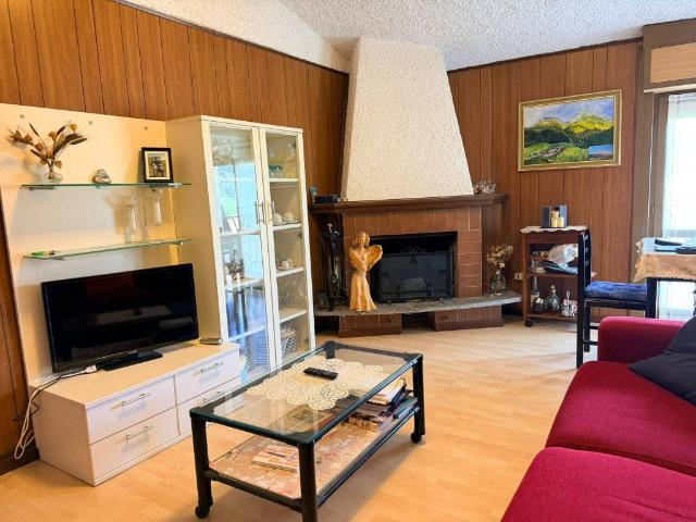Appartamento in vendita a Comunità montana della valle Camonica, Borno