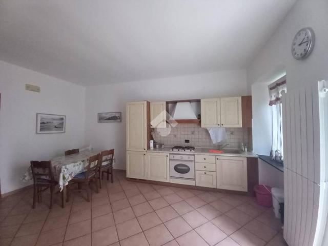 Appartamento in vendita a Pianazzo, Borzonasca