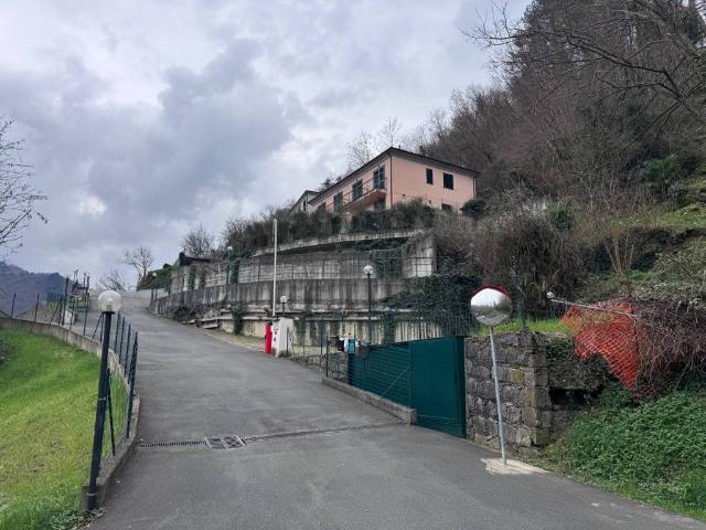 Appartamento in vendita a Pianazzo, Borzonasca