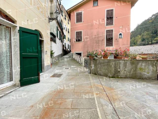 Appartamento in vendita a Pianazzo, Borzonasca