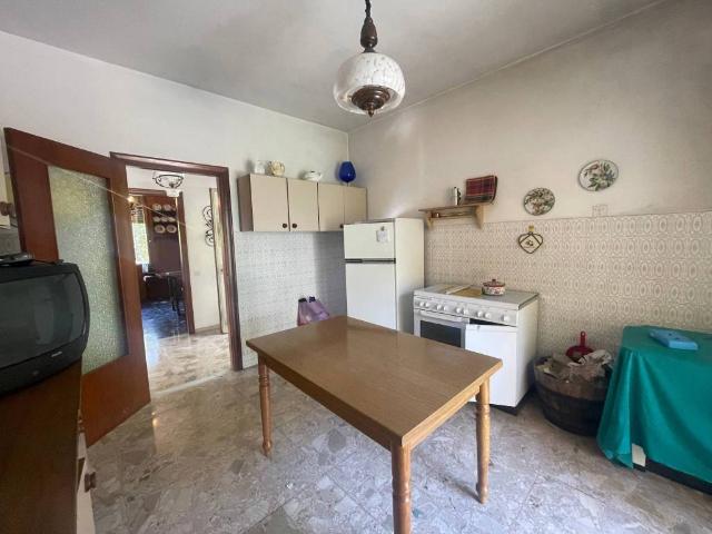 Appartamento in vendita a Montemozzo, Borzonasca