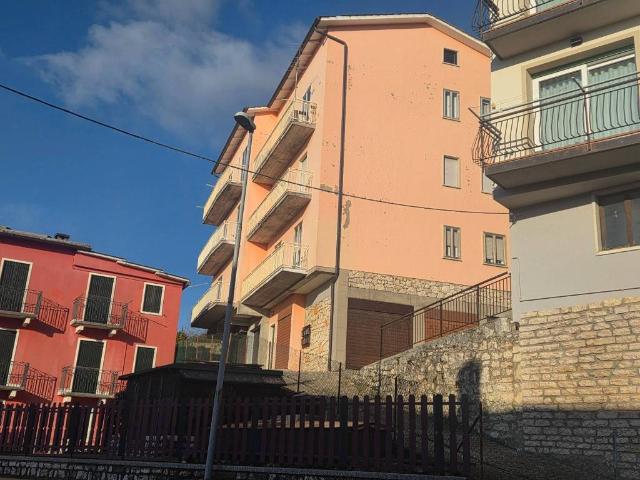 Appartamento in vendita a Bosco Chiesanuova, Veneto