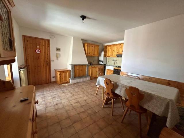 Appartamento in vendita a Bosco Chiesanuova, Veneto