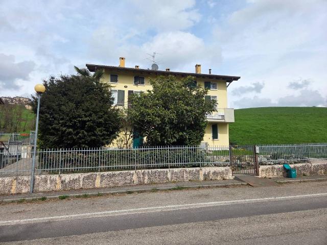 Appartamento in vendita a Bosco Chiesanuova, Veneto