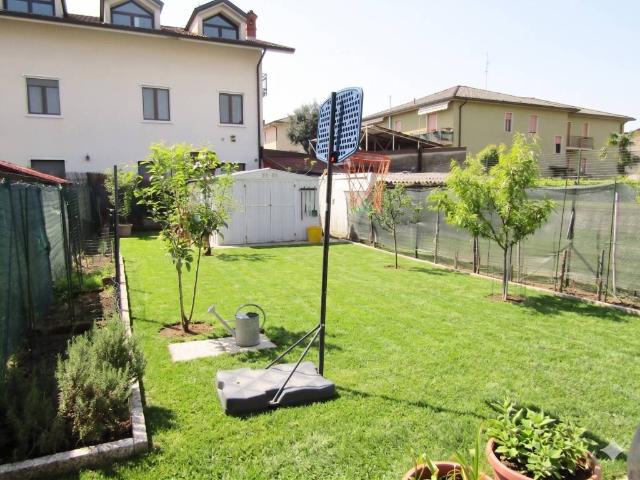 Appartamento in vendita a Bottanuco, Lombardia