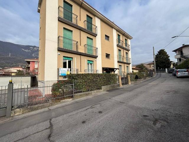 Appartamento in vendita a Botticino Sera, Botticino