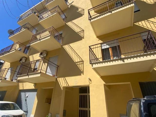 Appartamento in vendita a Calabria, Reggio Calabria