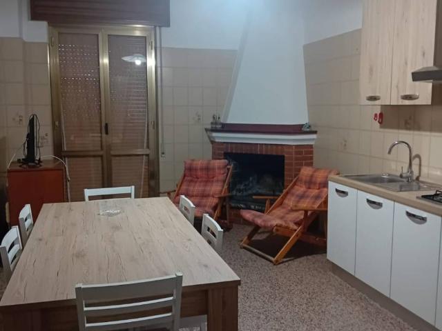 Appartamento in vendita a Calabria, Reggio Calabria