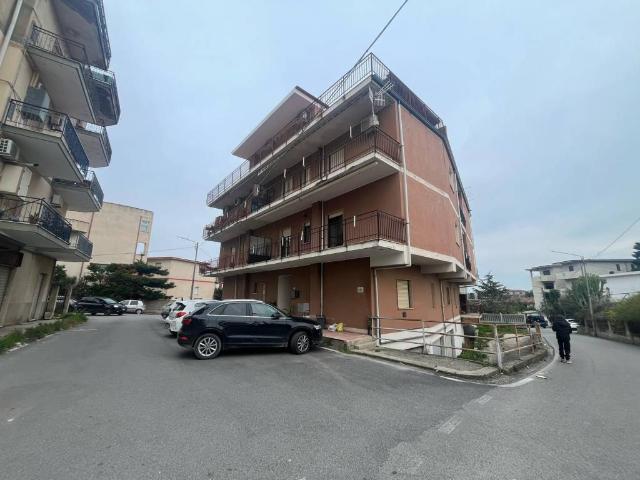 Appartamento in vendita a Calabria, Reggio Calabria