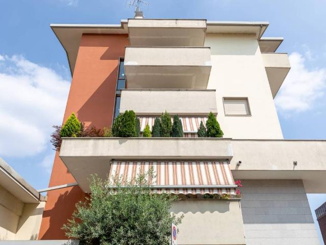 Appartamento in vendita a Bovisio, Bovisio Masciago