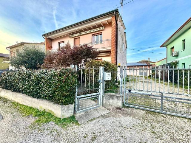 Appartamento in vendita a Bovolone, Veneto