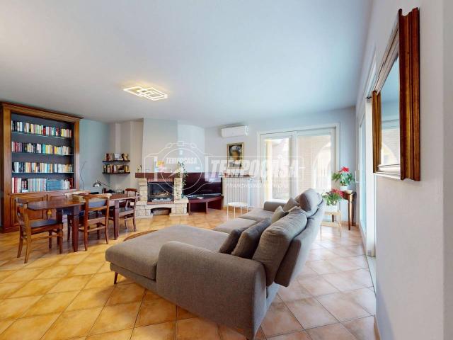 Villa Schiera in vendita a Piemonte, Cuneo