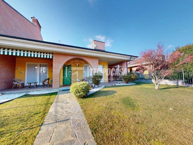 Villa Schiera in vendita a Piemonte, Cuneo