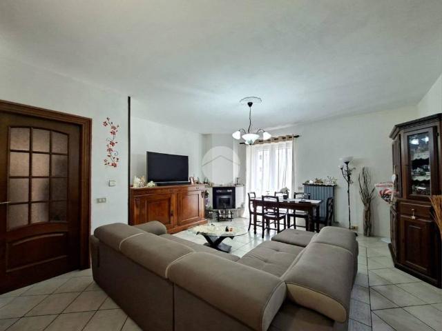 Appartamento in vendita a Riva, Bra