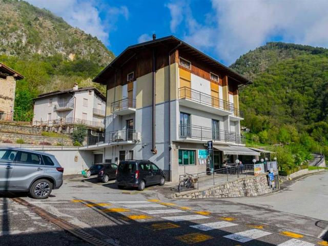 Appartamento in vendita a Comunità Montana della Valle Brembana, Bracca