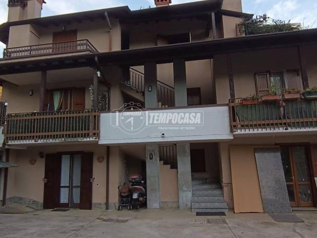 Appartamento in vendita a Comunità Montana della Valle Brembana, Bracca