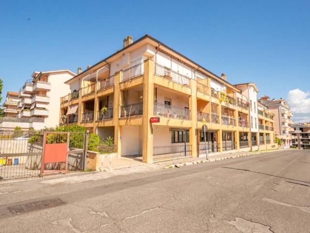 Appartamento in vendita a Bracciano Due, Roma Capitale