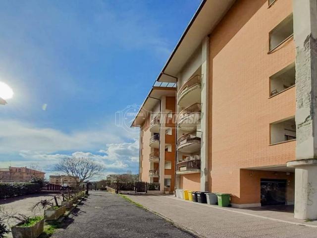 Appartamento in vendita a Bracciano Due, Roma Capitale