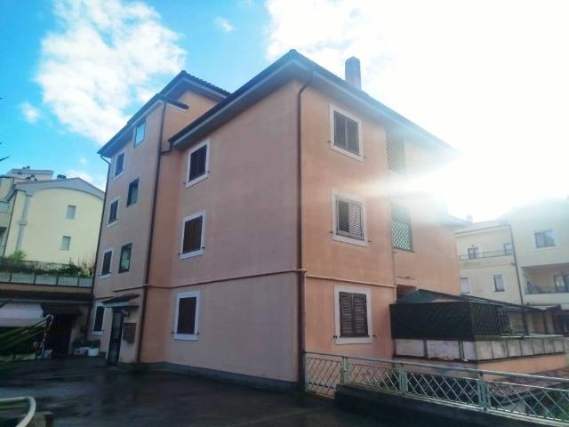 Appartamento in vendita a Bracciano Due, Roma Capitale
