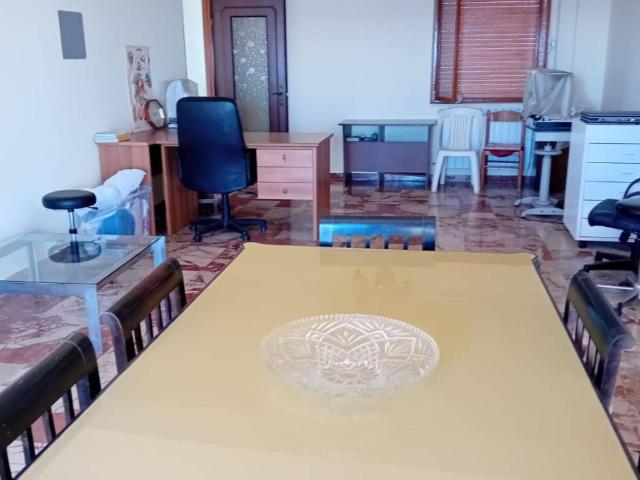 Appartamento in vendita a Calabria, Reggio Calabria