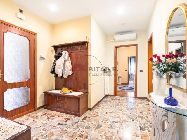 Appartamento in vendita a Brandico, Lombardia